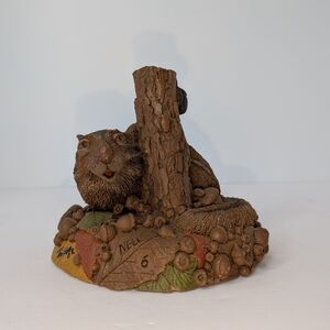 Vintage 1991 NELL CHIPMUNK Figurine Artist Tim Wolfe Signed Cairn Studios